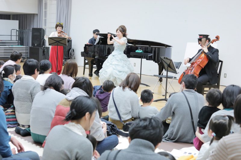 音楽家の集いスペシャル「おやこでうたうコンサート」